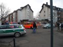 Einsatz Feuerwehr SEK Polizei Koeln Nippes Merheimerstr P130